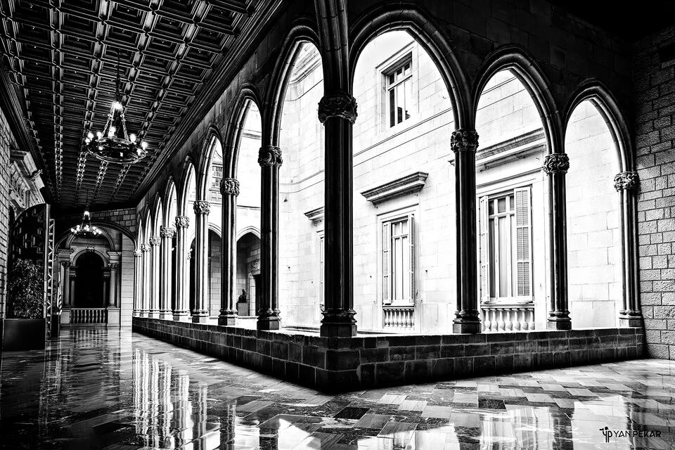 Lost in the reflections of centuries print